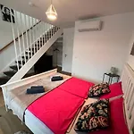 Tina\'S Apartment